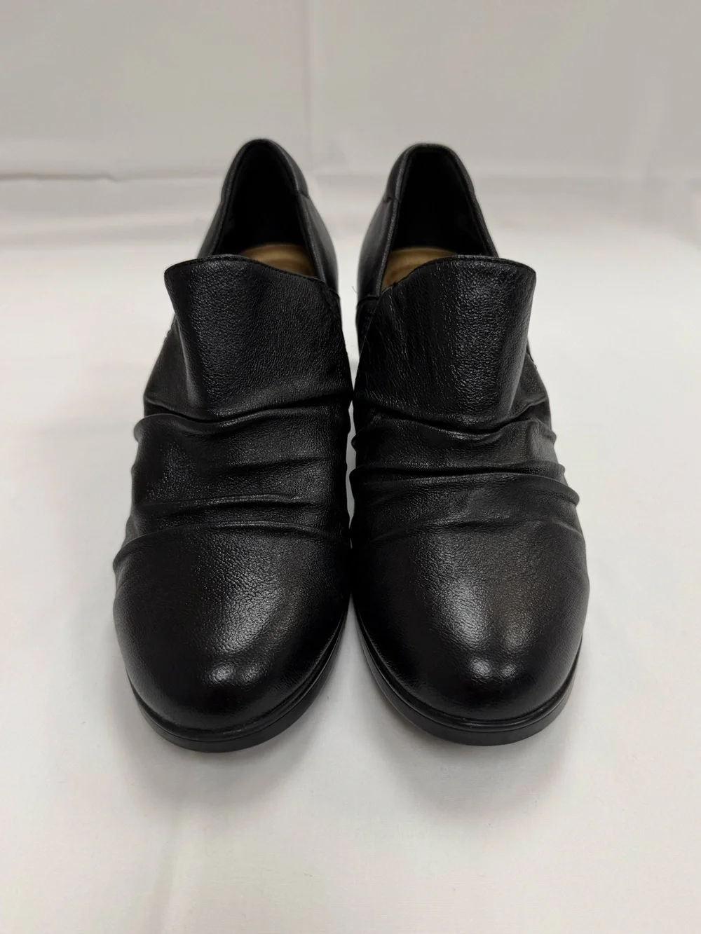 Clarks Collection Black Leather Comfort Heels Loafers‎ Slip On Shoes Womens 9 M